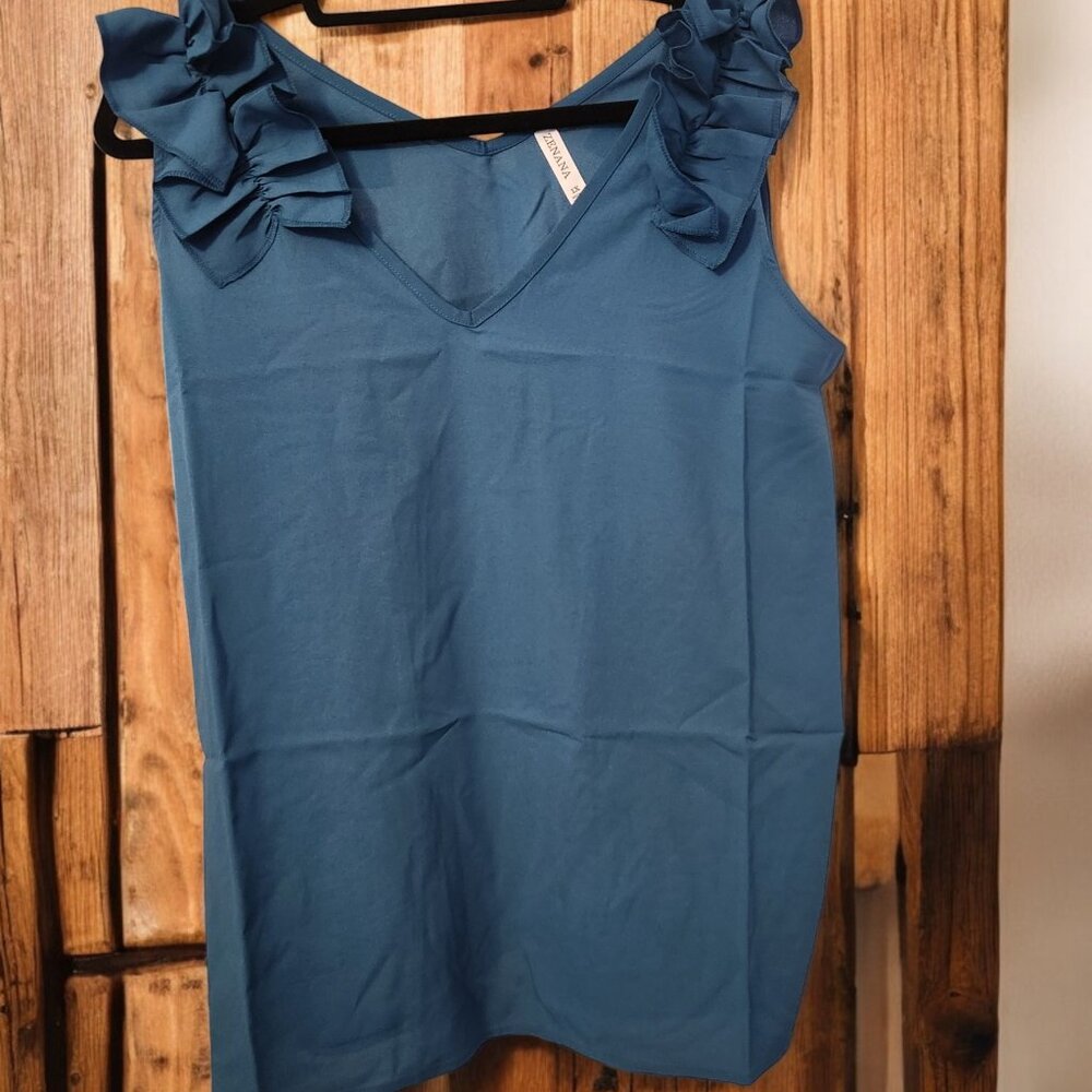 Zenana V-Neck Ruffle Sleeve Top Plus Size 1X 2X 3X NWT Boutique Style QT-2696X - Picture 4 of 8
